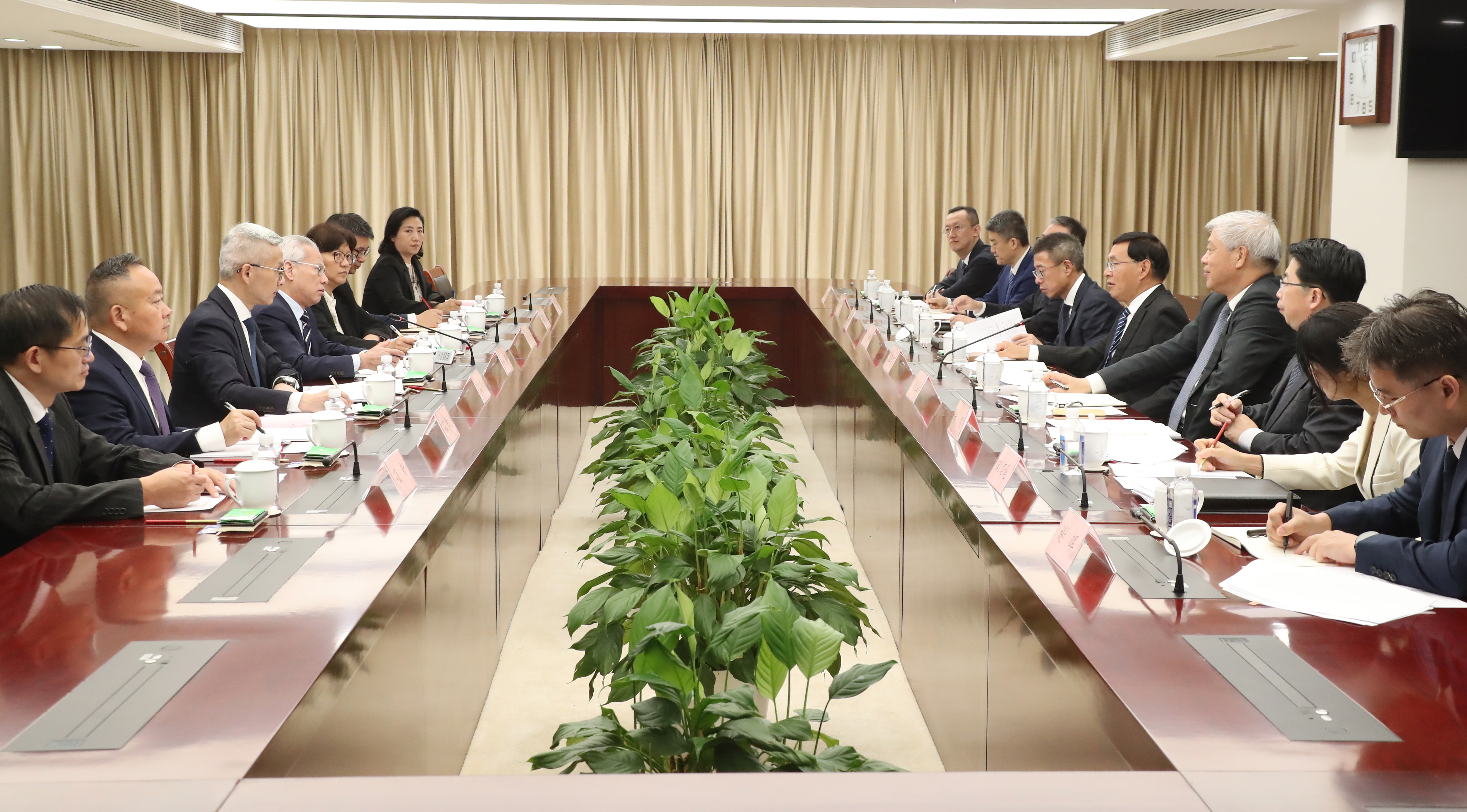 ����׿�����ʡ����󡢹���ί����ǡ����Ρ�������ҵˢ��